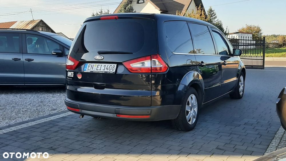 Ford Galaxy 2.0 FF Ghia - 4