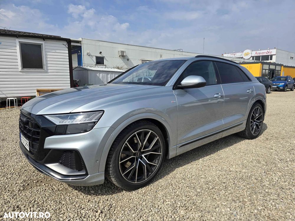 Audi Q8 - 6