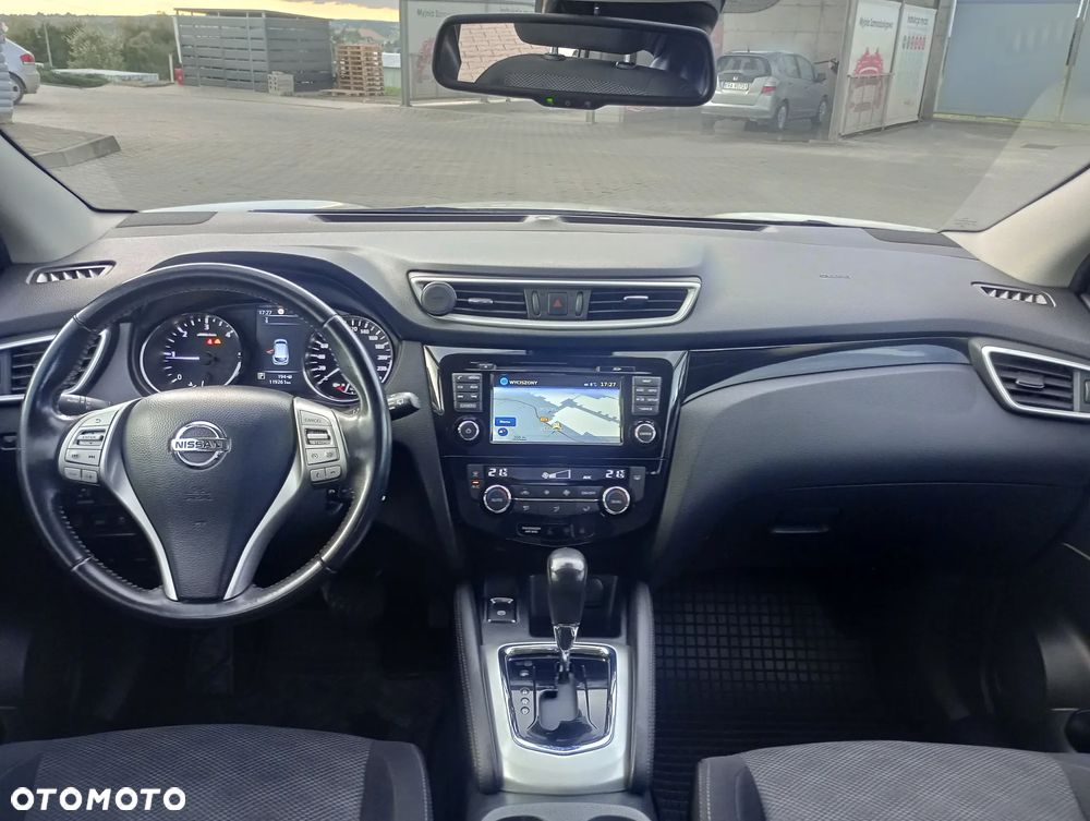Nissan Qashqai - 11