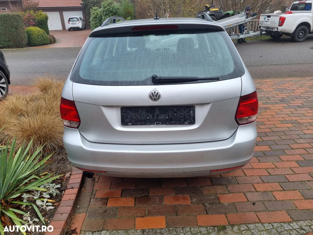 Volkswagen Golf 1.6 TDI BlueMotion Technology DPF Trendline - 4
