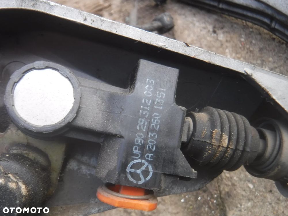 Mercedes C Klasa W203 wybierak biegow manual A2032601351 - 2