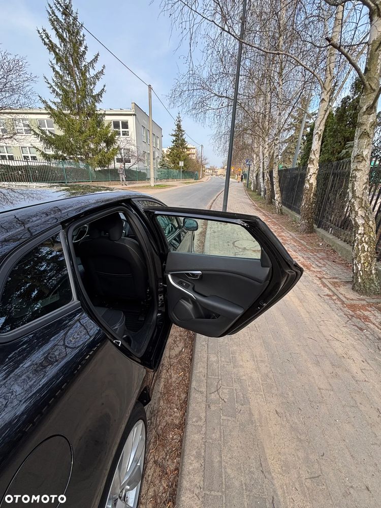 Volvo V40 D3 Geartronic Summum - 29