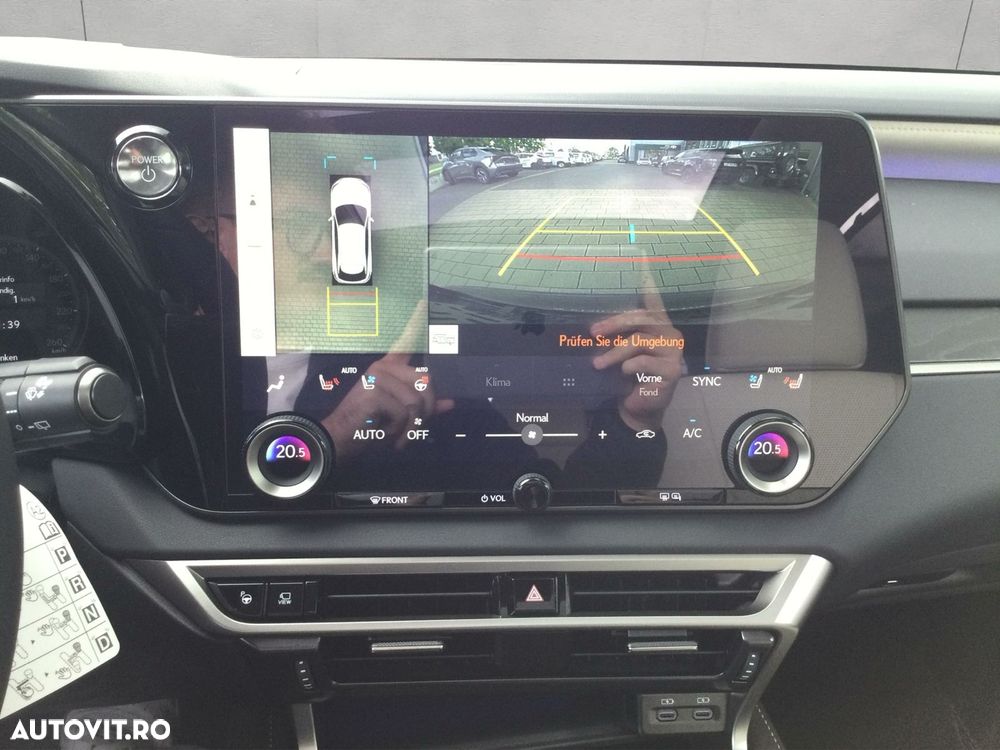 Lexus Seria RX 450h+ (Plug-in-Hybrid) Luxury Line - 23