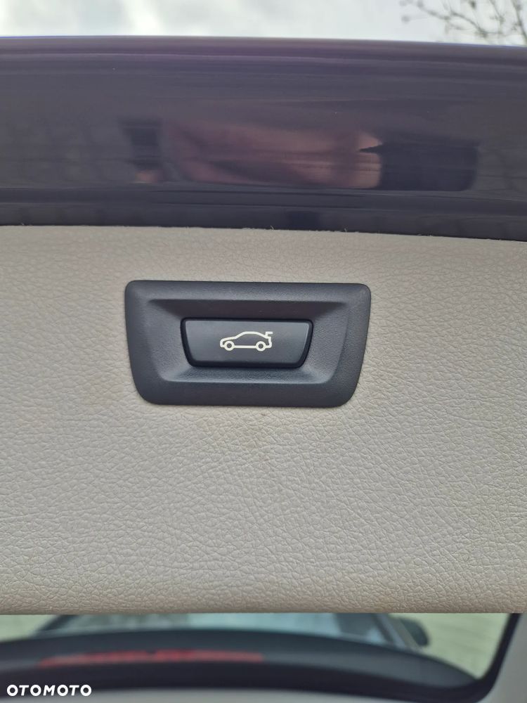 BMW Seria 3 316d Luxury Line - 9