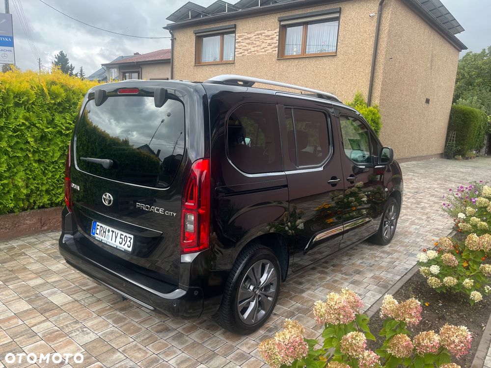 Toyota Proace City - 8