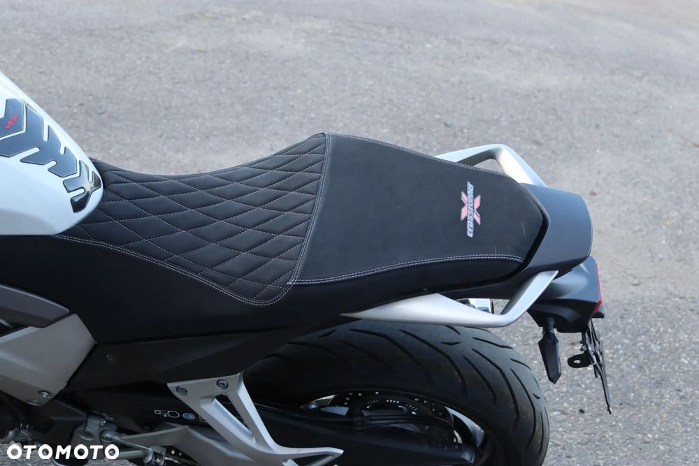 Honda VFR - 15