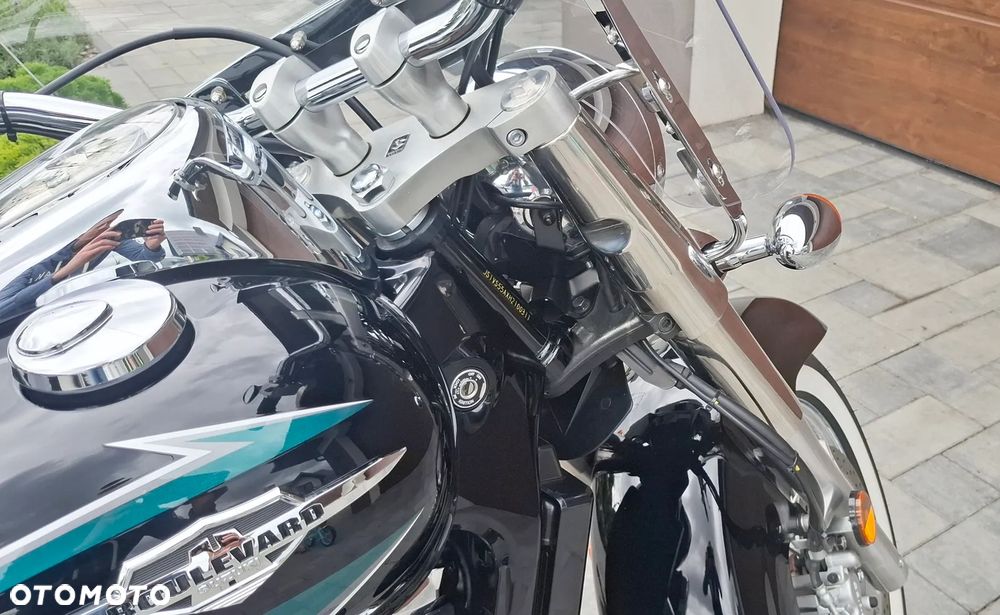 Suzuki VL 800 Volusia - Boulevard C50 - 9