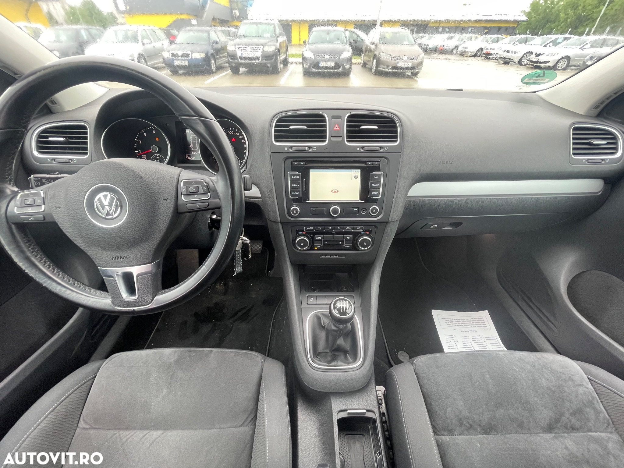 Volkswagen Golf 1.4 TSI Highline - 9
