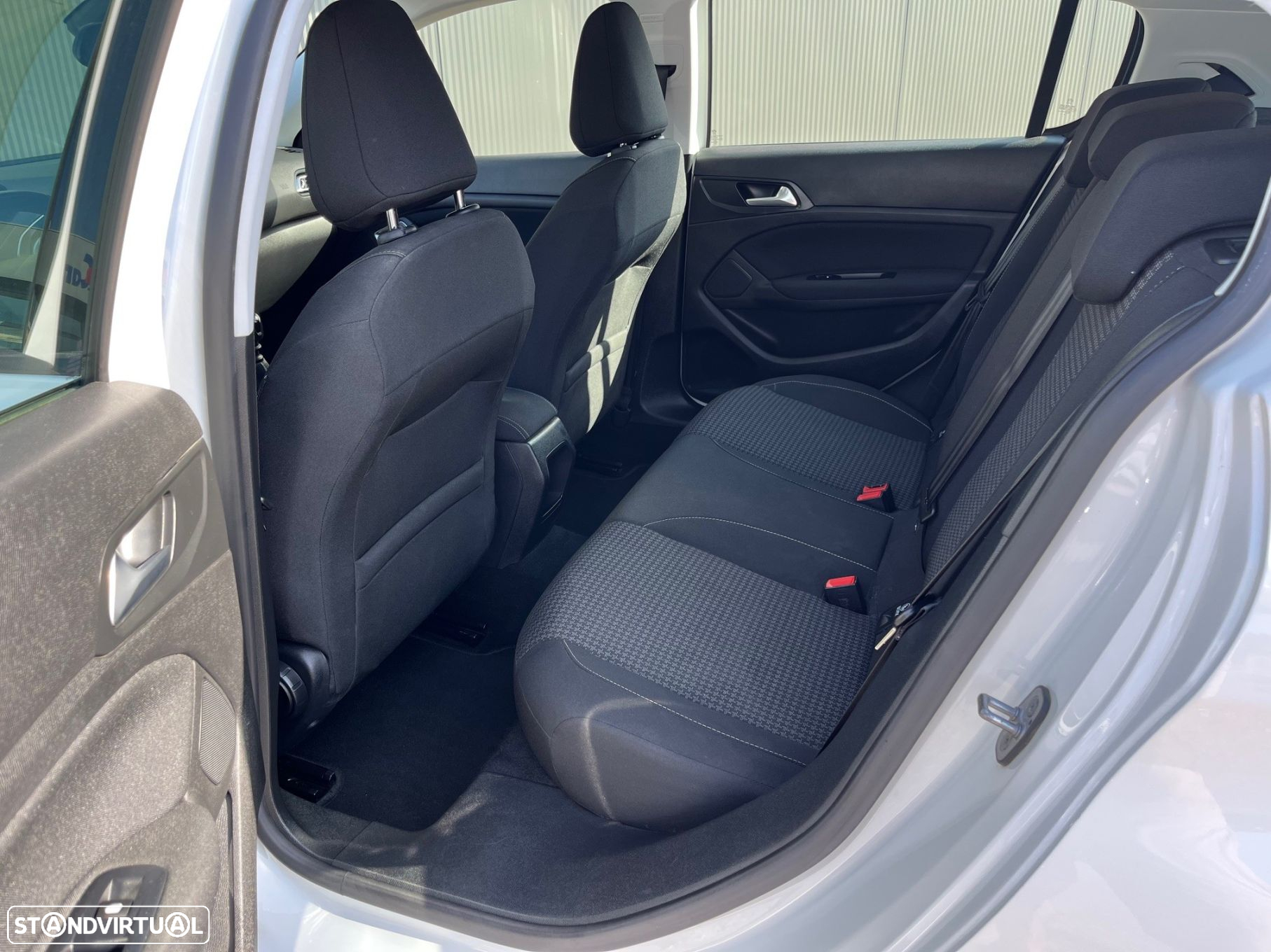 Peugeot 308 1.5 BlueHDi Style - 20