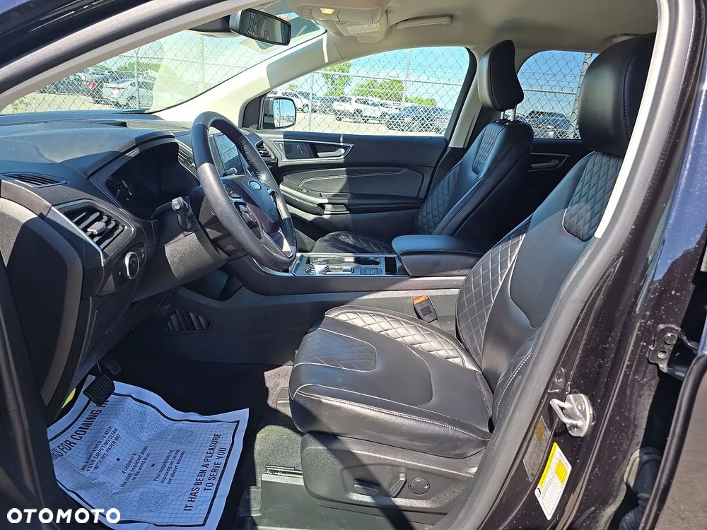 Ford Edge - 8