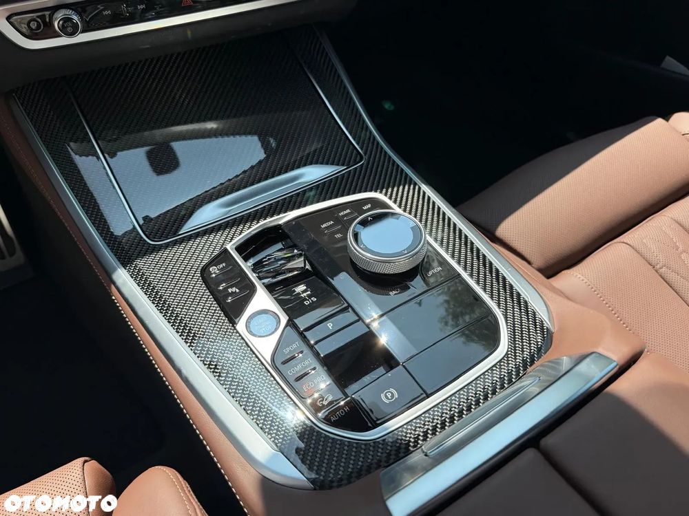 BMW X5 xDrive40i - 17