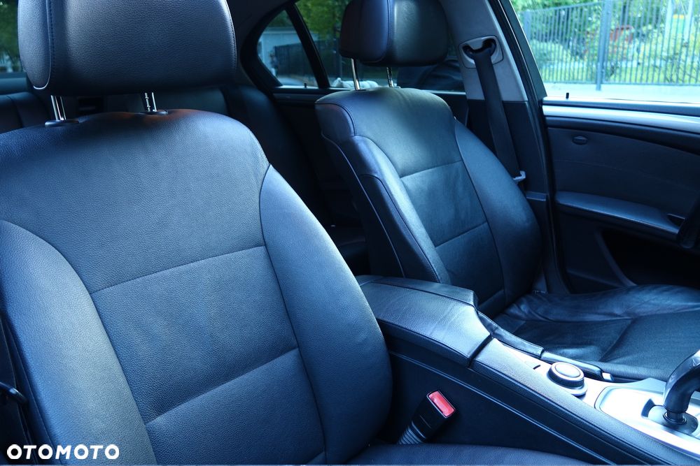 BMW Seria 5 - 16
