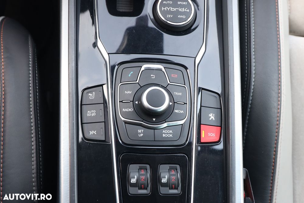 Peugeot 508 RXH Hybrid4 - 21