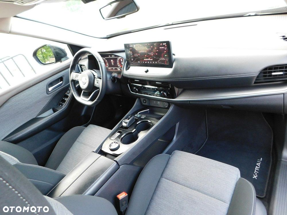 Nissan X-Trail - 8