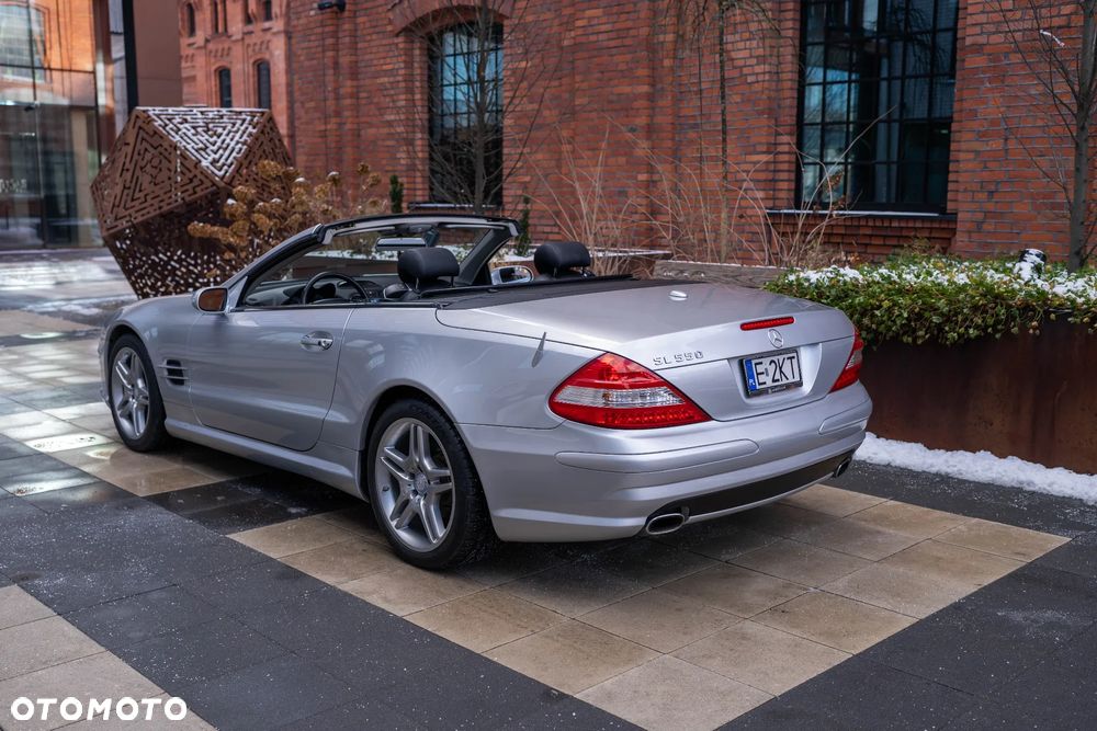 Mercedes-Benz SL - 28