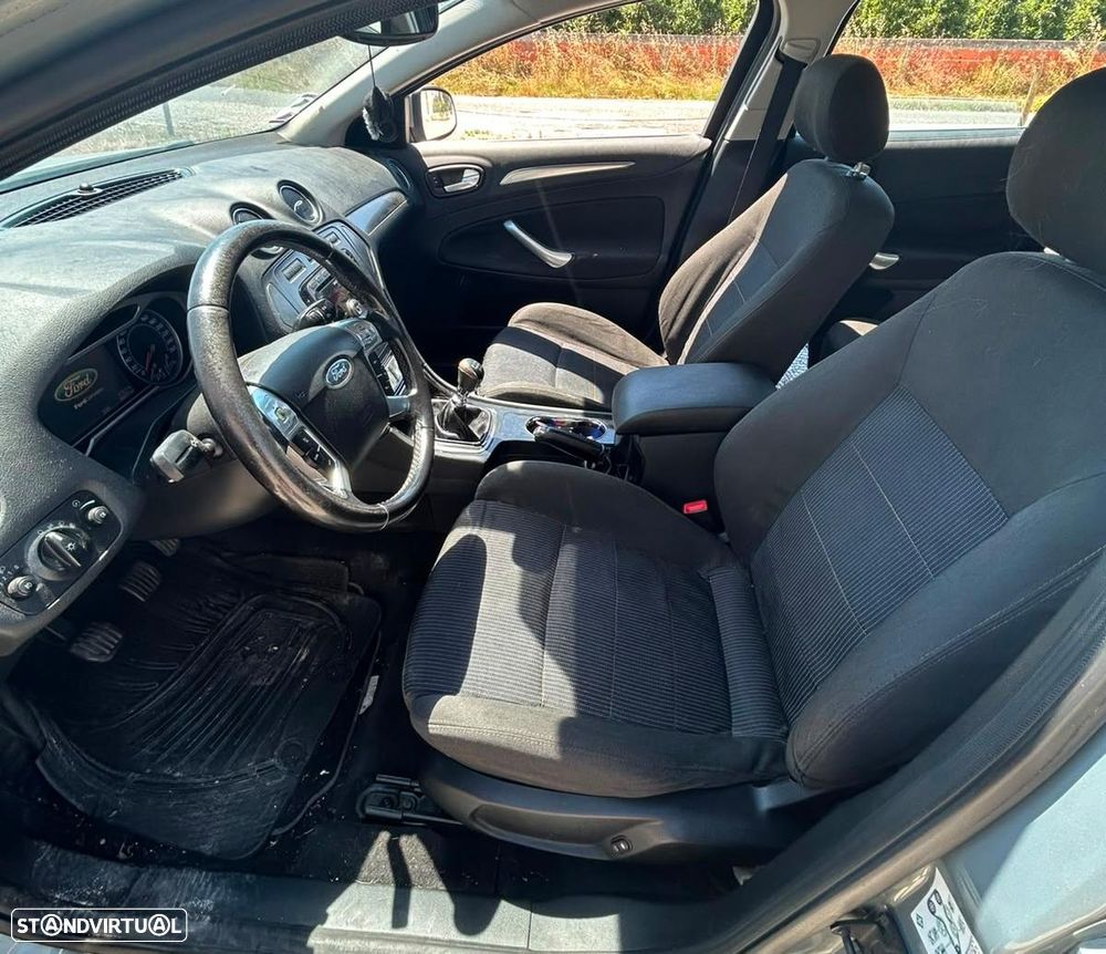 Ford Mondeo SW - 4