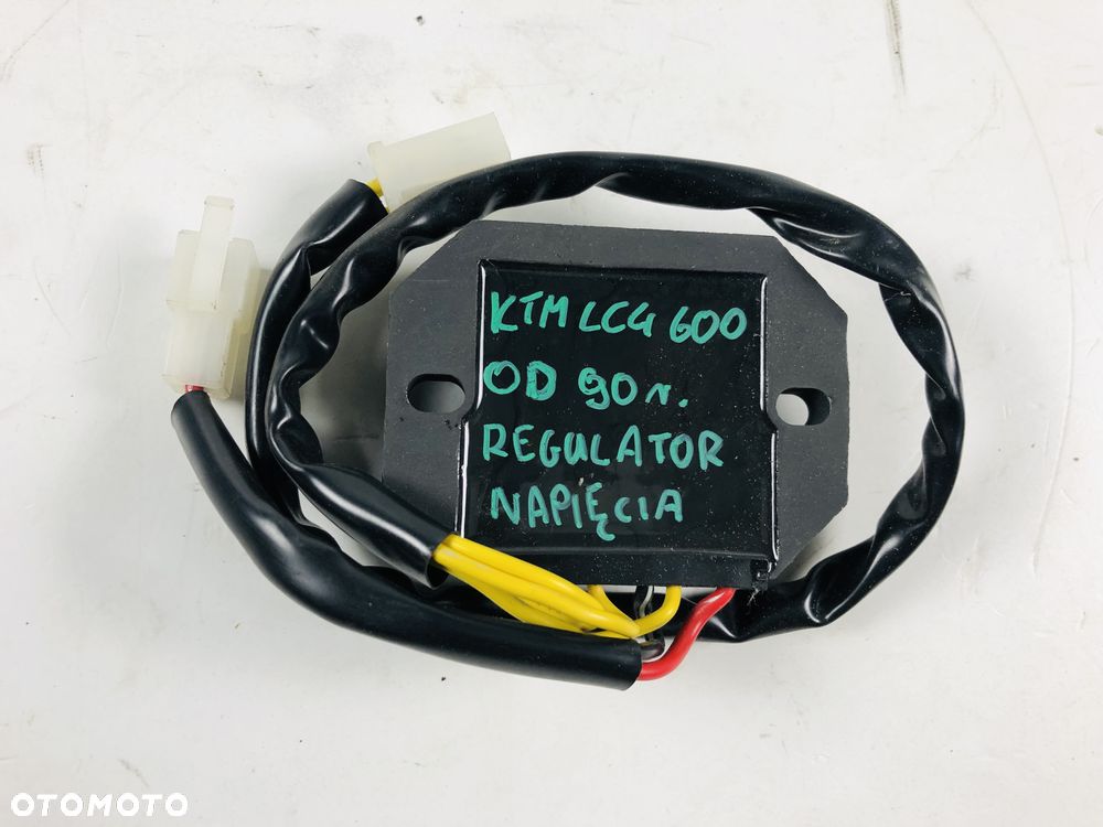 KTM LC4 600 1990- regulator napięcia - 2