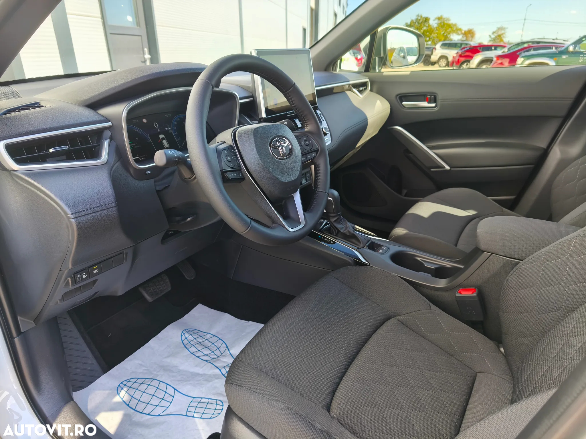 Toyota Corolla Cross - 9