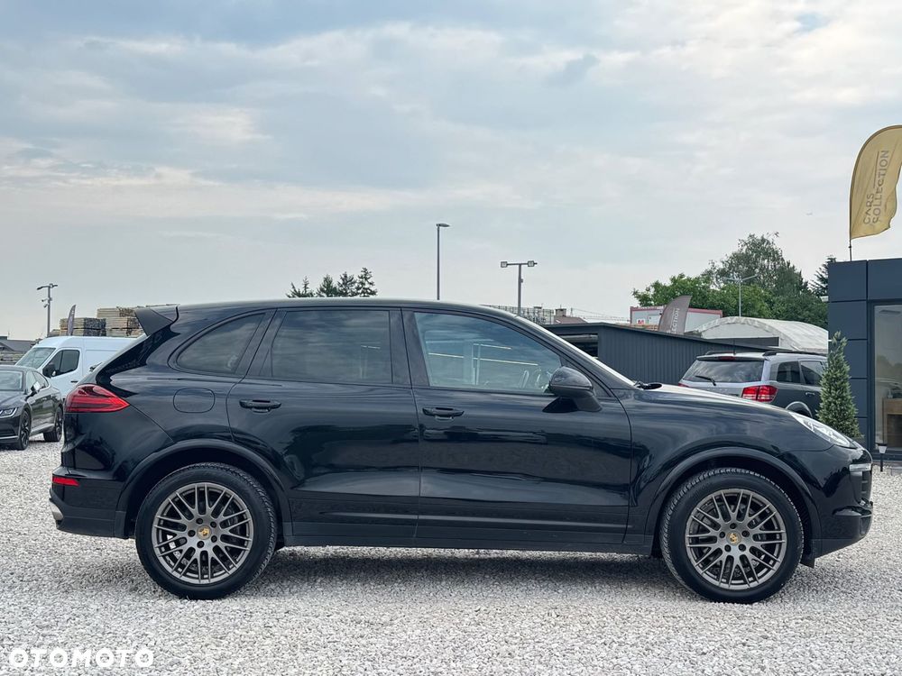 Porsche Cayenne - 3