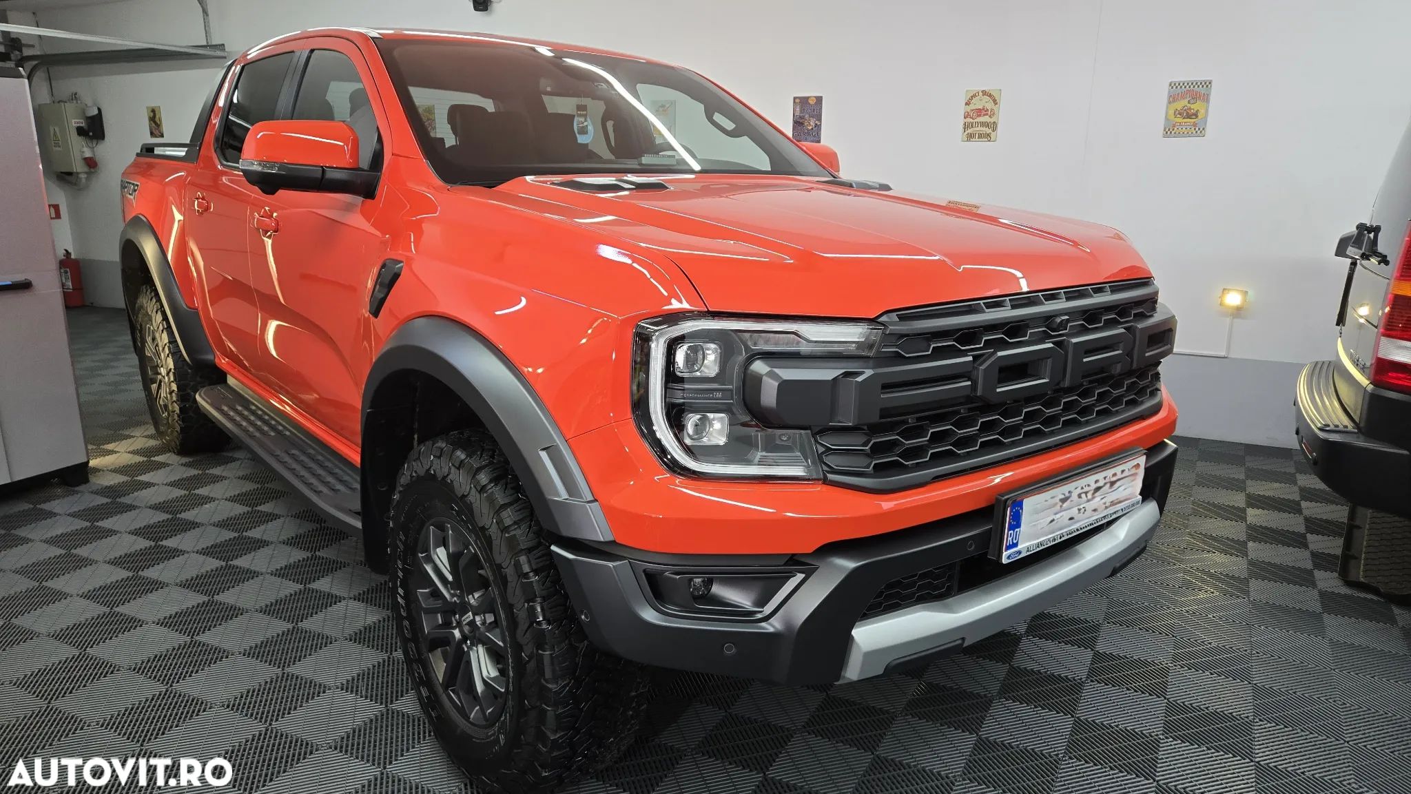 Ford Raptor - 1