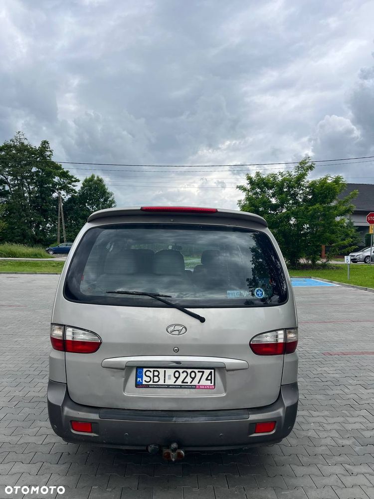 Hyundai H-1 2.5 TCI - 6