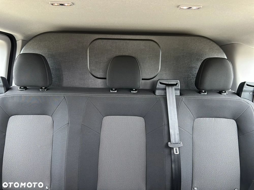 Volkswagen Transporter Furgon PLUS Edition/5-cio osob./AUTOMAT (L2) 2.0 TDI 170KM, r.o. 3500 mm - 19