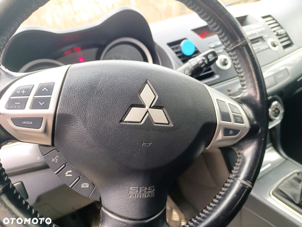 Mitsubishi Lancer 1.8 Intense LPG - 16