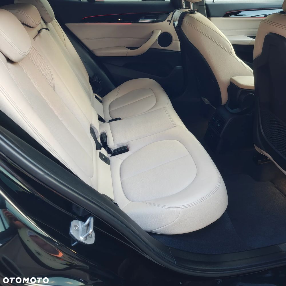 BMW X2 - 10
