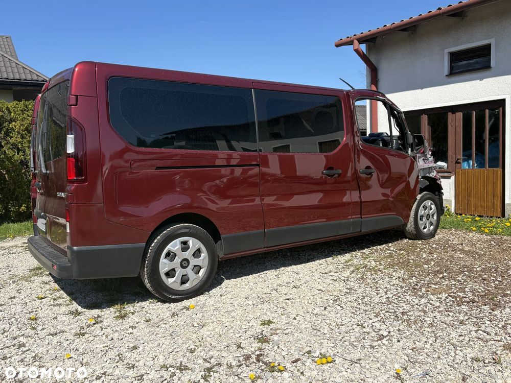 Renault Trafic 2.0 dCi Escapade - 12
