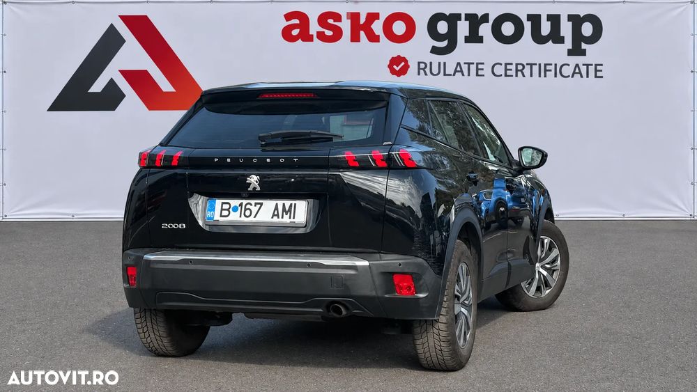 Peugeot 2008 1.2 L PureTech STT Allure - 11