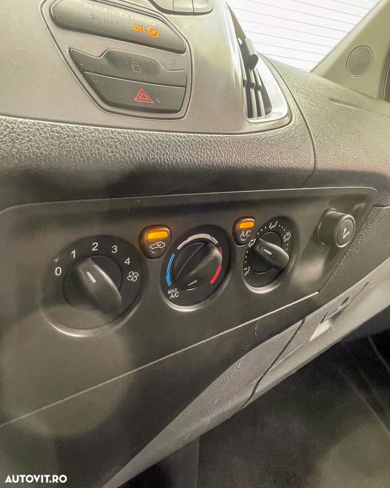 Ford Transit Custom - 14