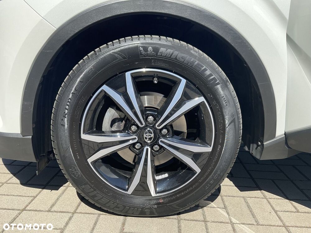 Toyota C-HR - 21
