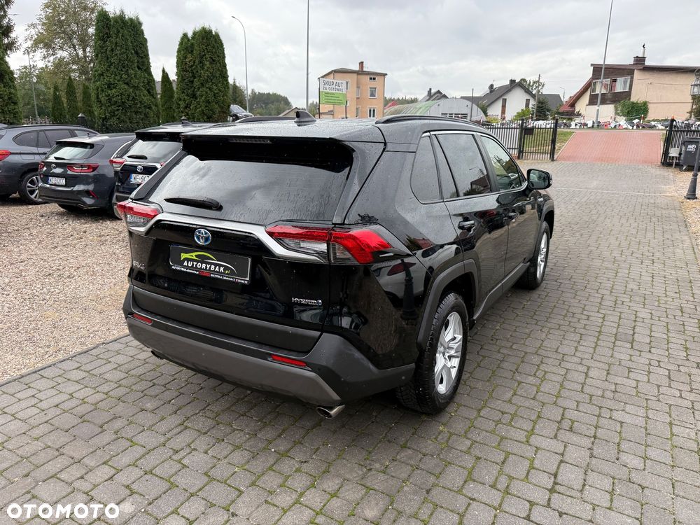 Toyota RAV4 Hybrid Premium 4x2 - 31