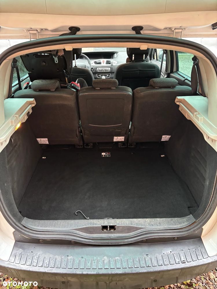Renault Scenic 1.5 dCi Authentique - 9