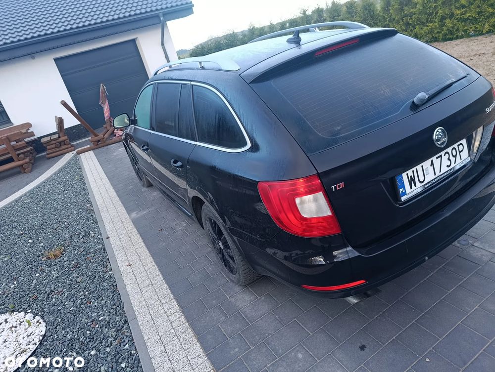 Skoda Superb 2.0 TDI Comfort DSG - 5