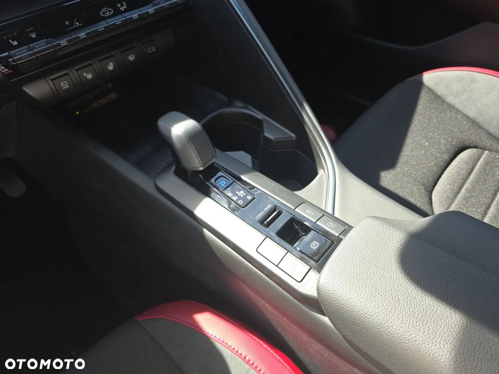 Toyota C-HR 2.0 PHEV Dynamic Force Tokyo Edition - 27