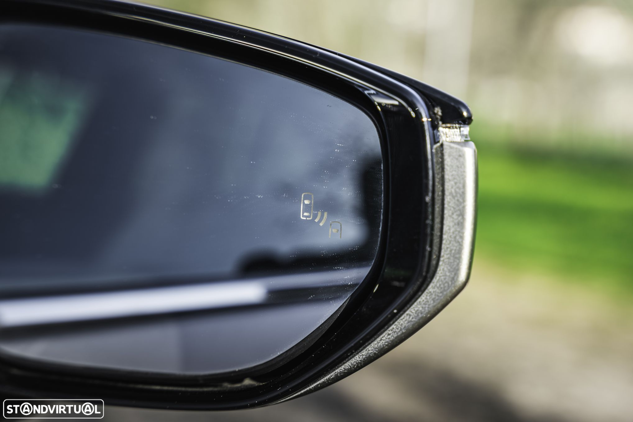 Lexus ux-250h - 38