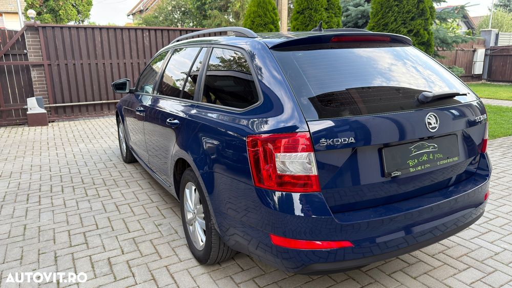 Skoda Octavia 1.6 TDI GREENLINE - 25