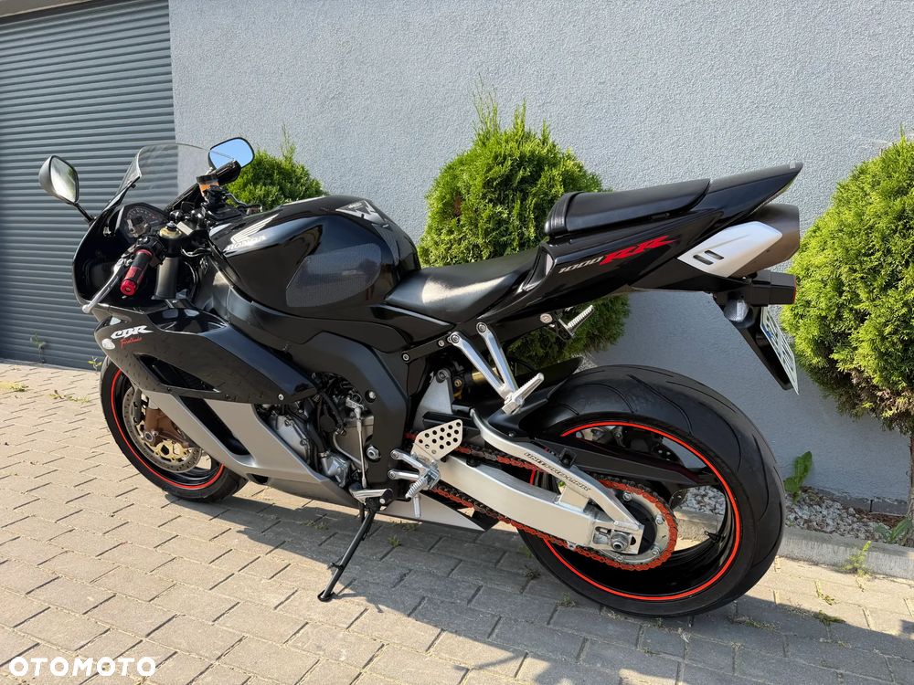 Honda CBR - 8