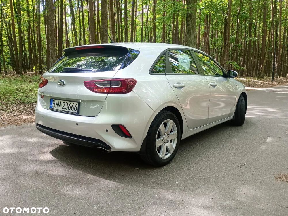 Kia Ceed 1.6 CRDi SCR L - 11