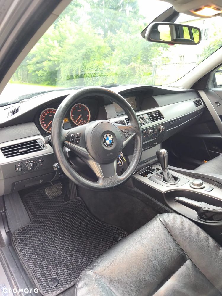 BMW Seria 5 - 12