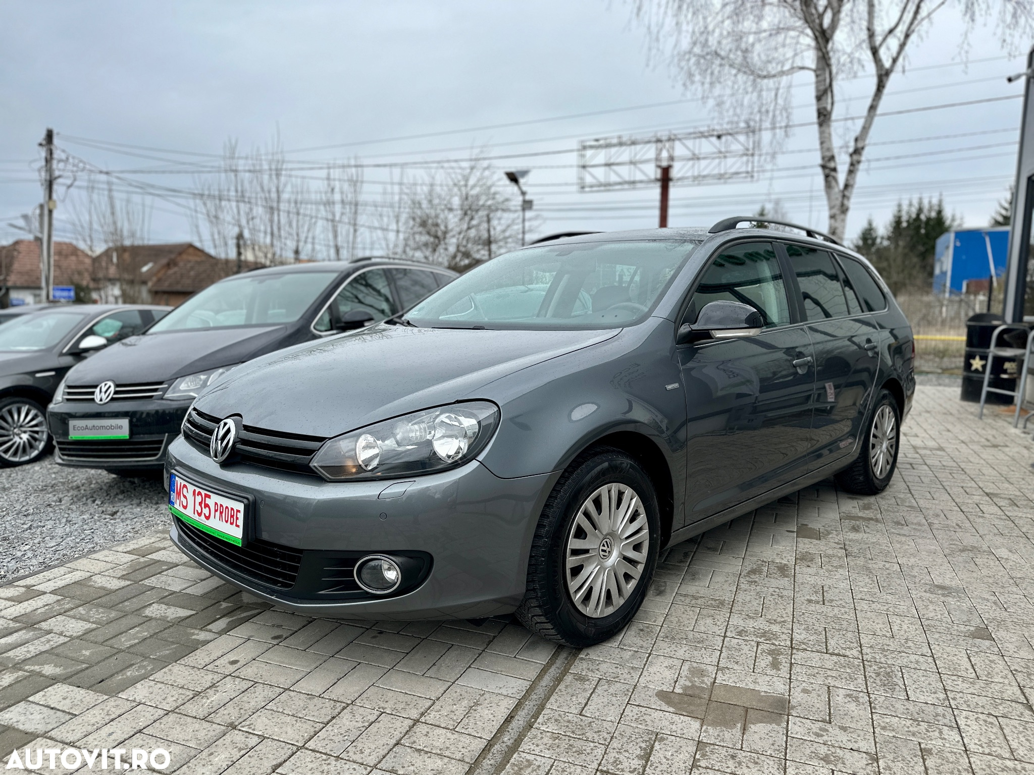 Volkswagen Golf 1.6 TDI DPF MATCH - 9