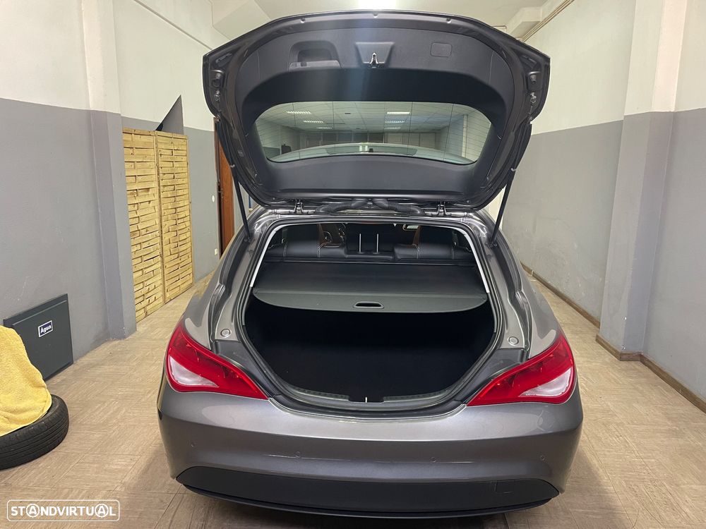 Mercedes-Benz CLA 180 d Shooting Brake Urban Aut. - 16