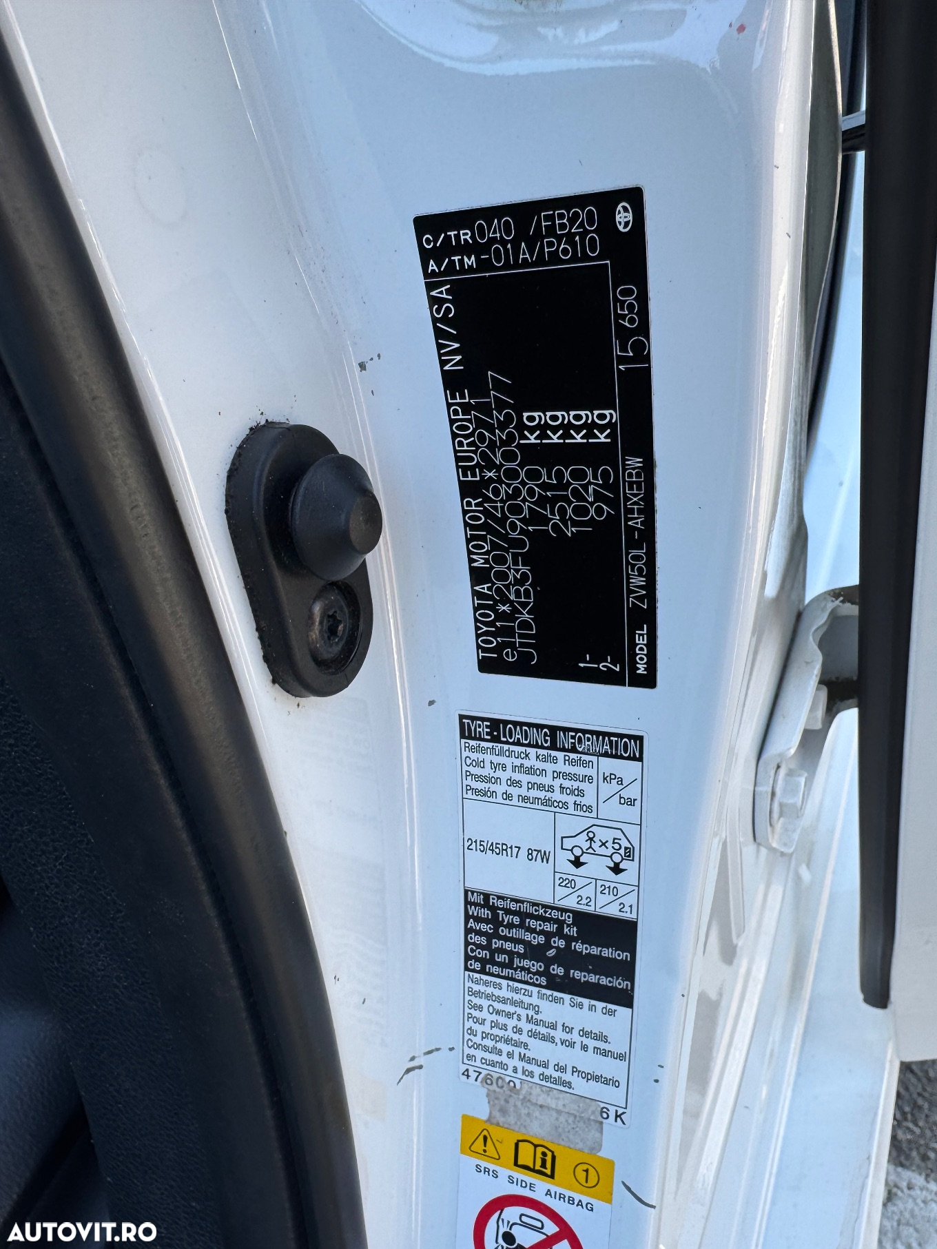 Toyota Prius (Hybrid) Executive - 10