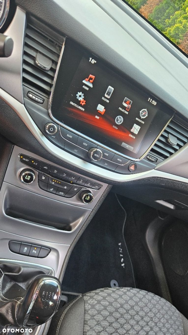 Opel Astra - 18