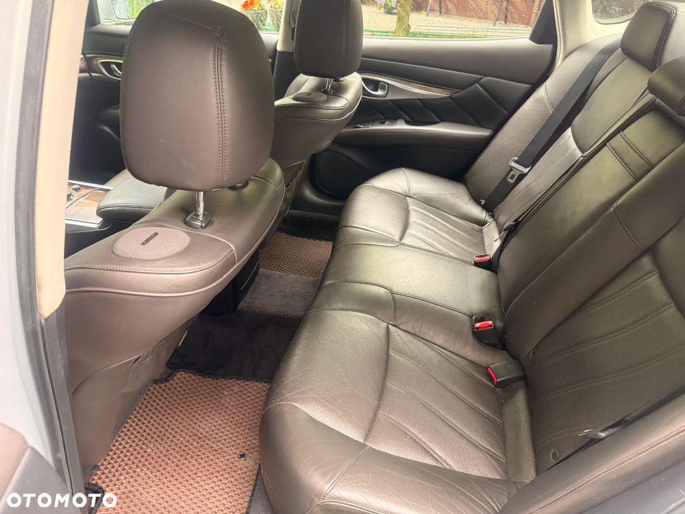 Infiniti M M35h GT Premium - 9