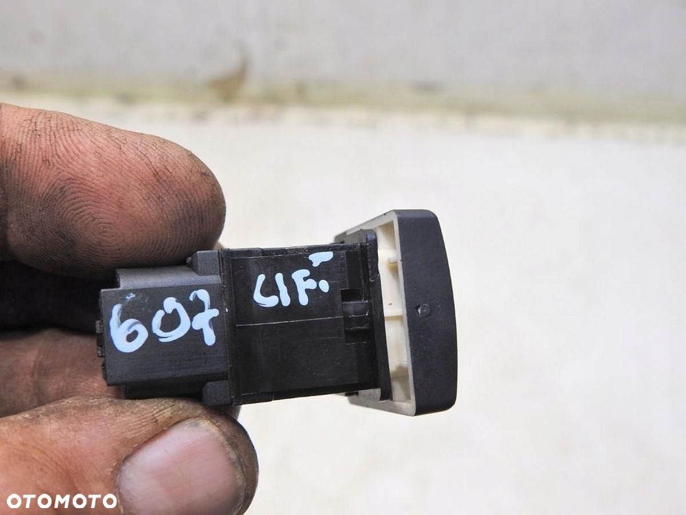 PRZYCISK PODGRZEWANIA FOTELA PEUGEOT 607 LIFT 9629649177 - 2