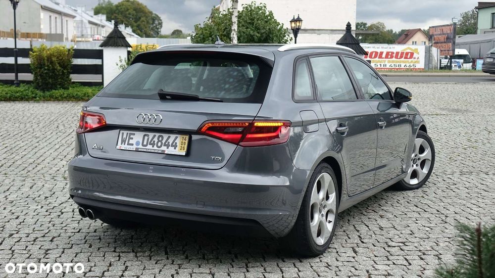 Audi A3 Sportback - 2