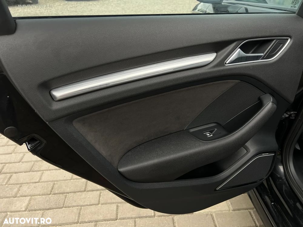 Audi A3 2.0 35 TDI S tronic quattro Sport - 12