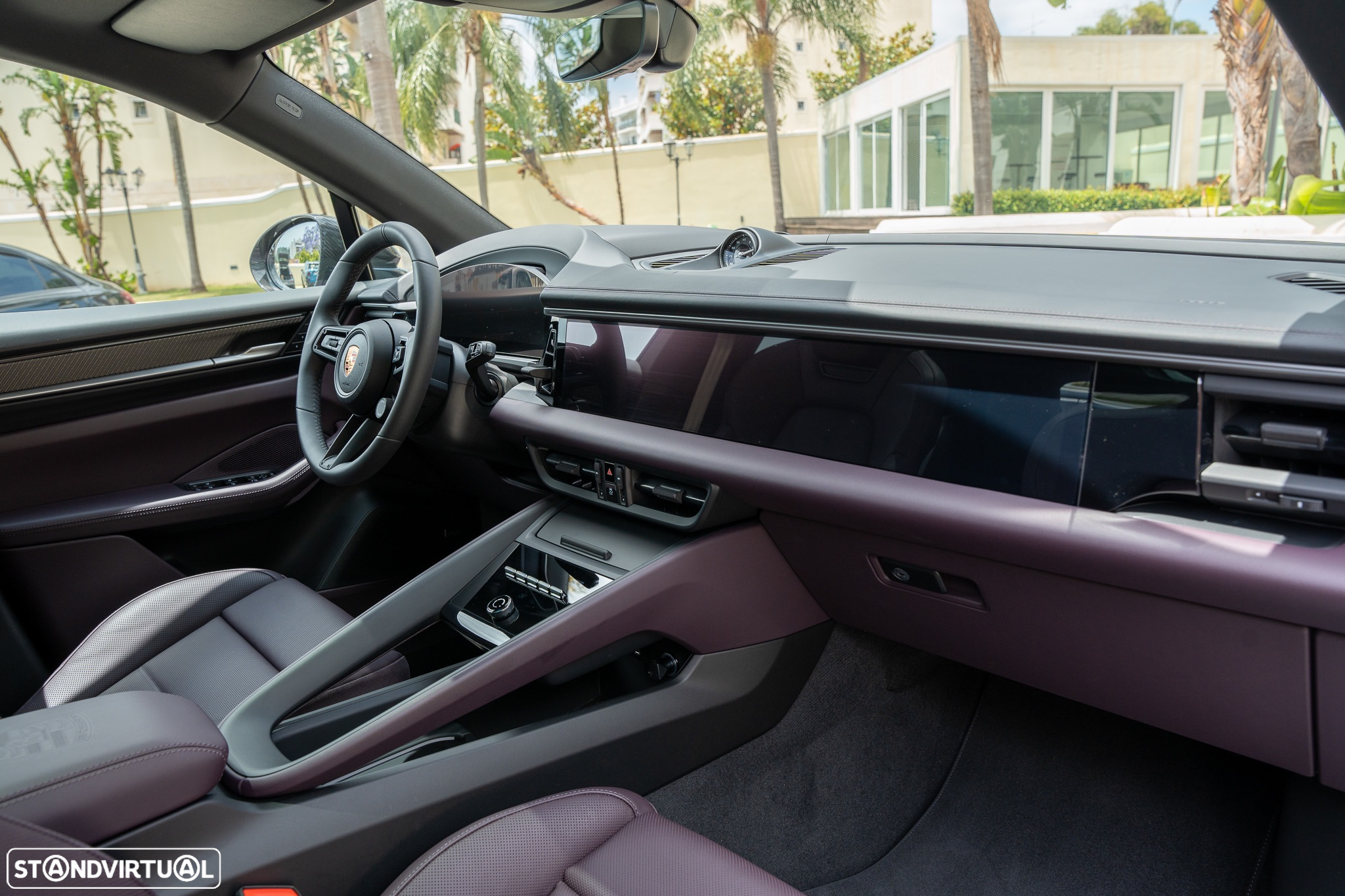 Porsche Macan Electric 4 - 18